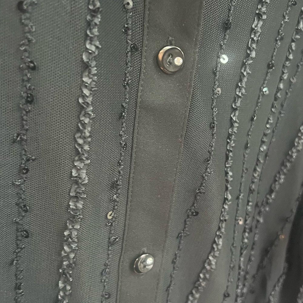 Nabi sequined stunning blouse